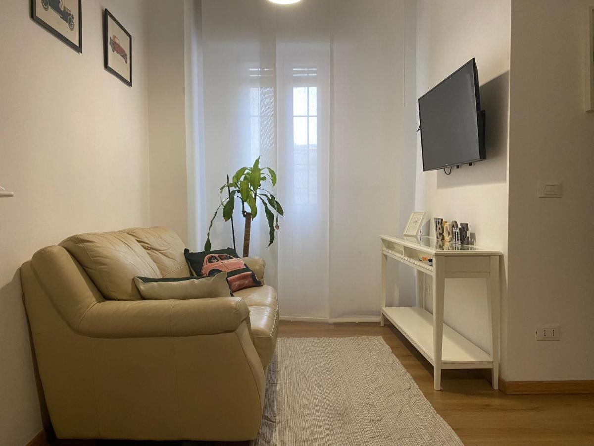 Casa Vacanze La Leonessa Appartement Brescia Buitenkant foto